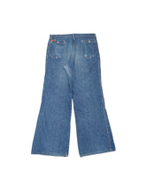 画像をギャラリービューアに読み込む, 60-70's UNKNOWN WHITE STITCH WIDE FLARE DENIM