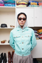 Load image into Gallery viewer, 90'S "BEST COMPANY" SHORT LENGTH BEST BLUE TRUCKER JACKET