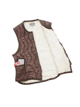 Load image into Gallery viewer, 60&#39;S &quot;MASON&quot; WAVE QUILTING ZIP UP VEST
