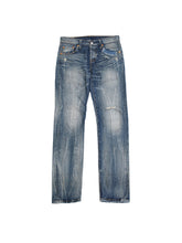 Load image into Gallery viewer, 00&#39;S &quot;LEVI&#39;S&quot; SLIMFIT DISTRESSED DENIM
