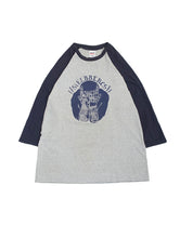 画像をギャラリービューアに読み込む, 00&#39;S TATTOO MAN PRINT RAGLAN TEE
