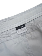 Load image into Gallery viewer, 00&#39;S &quot;NIKE&quot; NYLON SHORTS
