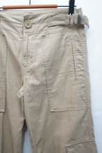 Load image into Gallery viewer, 00'S "MARC JACOBS" CROPPED CARGO PANTS
