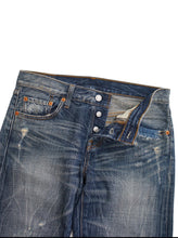 Load image into Gallery viewer, 00&#39;S &quot;LEVI&#39;S&quot; SLIMFIT DISTRESSED DENIM
