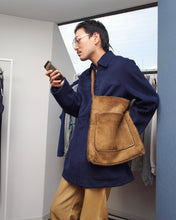 画像をギャラリービューアに読み込む, UNKNOWN MOUTON SHOULDER BAG MADE IN ITALY
