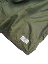 Load image into Gallery viewer, 00'S "SILAS" PAC-A-MAC HOODED PO NYLON JACKET
