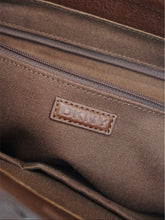 画像をギャラリービューアに読み込む, 00&#39;S &quot;DKNY&quot; STUDS DESIGN LEATHER TOTE BAG

