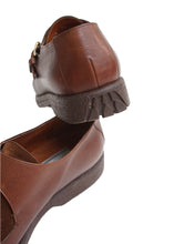 Load image into Gallery viewer, 80&#39;S &quot;GIANNI VERSACE&quot; STRAP LEATHER SHOES
