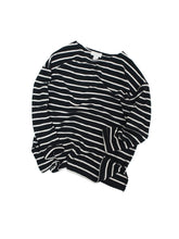 Load image into Gallery viewer, 90&#39;S &quot;EXPRESS TRICOT&quot; BORDER KNIT SWEATER
