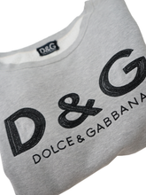 Load image into Gallery viewer, 90&#39;S &quot;D&amp;G&quot; EMBROIDRED LOGO SWEATSHIRT
