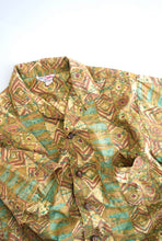 Load image into Gallery viewer, 60&#39;S &quot;CATALINA&quot; AFRICAN BATIK PATTERN OPEN COLLAR SHIRT
