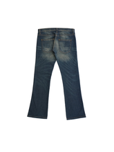 Load image into Gallery viewer, 00&#39;S UNKNOWN STUDS DESIGN JEANS
