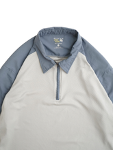 Load image into Gallery viewer, &quot;MOUNTAIN HARDWEAR&quot; POLY HALF-ZIP S/S SHIRT
