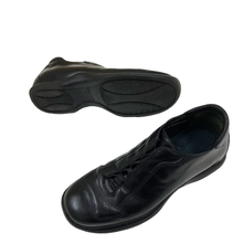 Load image into Gallery viewer, &quot;DONALD J PLINER&quot; LEATHER SHOES
