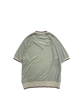 Load image into Gallery viewer, 70&#39;S &quot;ALFIE&quot; V-NECK BEACH TEE
