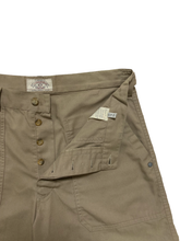 Load image into Gallery viewer, &quot;ARMANI JEANS&quot; KHAKI CHINO SHORTS
