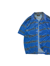 Load image into Gallery viewer, 90&#39;S &quot;POP ICON&quot; HOLOGRAPHIC OPEN COLLAR SHIRT
