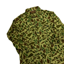 Load image into Gallery viewer, 70&#39;S〜80&#39;S &quot;CALIBER&quot; HEART CAMOFLAGE SHIRT JACKET
