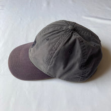 Load image into Gallery viewer, &quot;NIKE GOLF&quot; 2 TONE CAP
