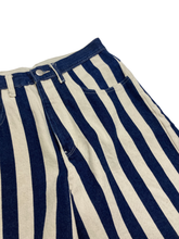 Load image into Gallery viewer, 90&#39;S STRIPE TWILL SHORTS
