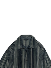 Load image into Gallery viewer, 90&#39;S &quot;DÁMANTE&quot; S/S PLEATS SHIRT
