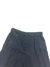 Load image into Gallery viewer, 90&#39;S &quot;ARMANI JEANS&quot; LINEN TUCK SHORTS
