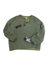 Load image into Gallery viewer, 90&#39;S &quot;UNIONBAY&quot; WIDE CROPPED HENRY NECK SWEATSHIRT
