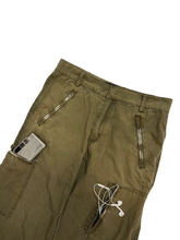 Load image into Gallery viewer, &quot;STUSSY&quot; WORN OUT PARACHUTE PANTS
