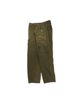 Load image into Gallery viewer, &quot;STUSSY&quot; WORN OUT PARACHUTE PANTS
