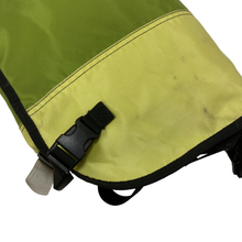 Load image into Gallery viewer, &quot;TIMBUK2&quot; CLASSIC MESSENGER
