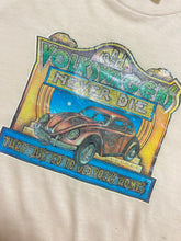 Load image into Gallery viewer, 80&#39;S VOLKSWAGENS NEVER DIE GLITTER PRINT TEE
