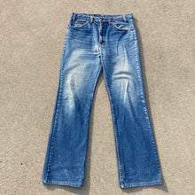 Load image into Gallery viewer, &quot;LEVI&#39;S&quot;  UNKNOWN MADE IN USA
